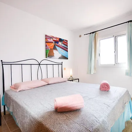 Book Jet - Front Beach 2 Bedroom *